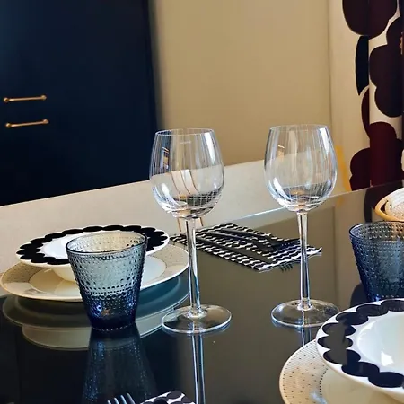 Black Elegant - Feel Lapland With Design & Style